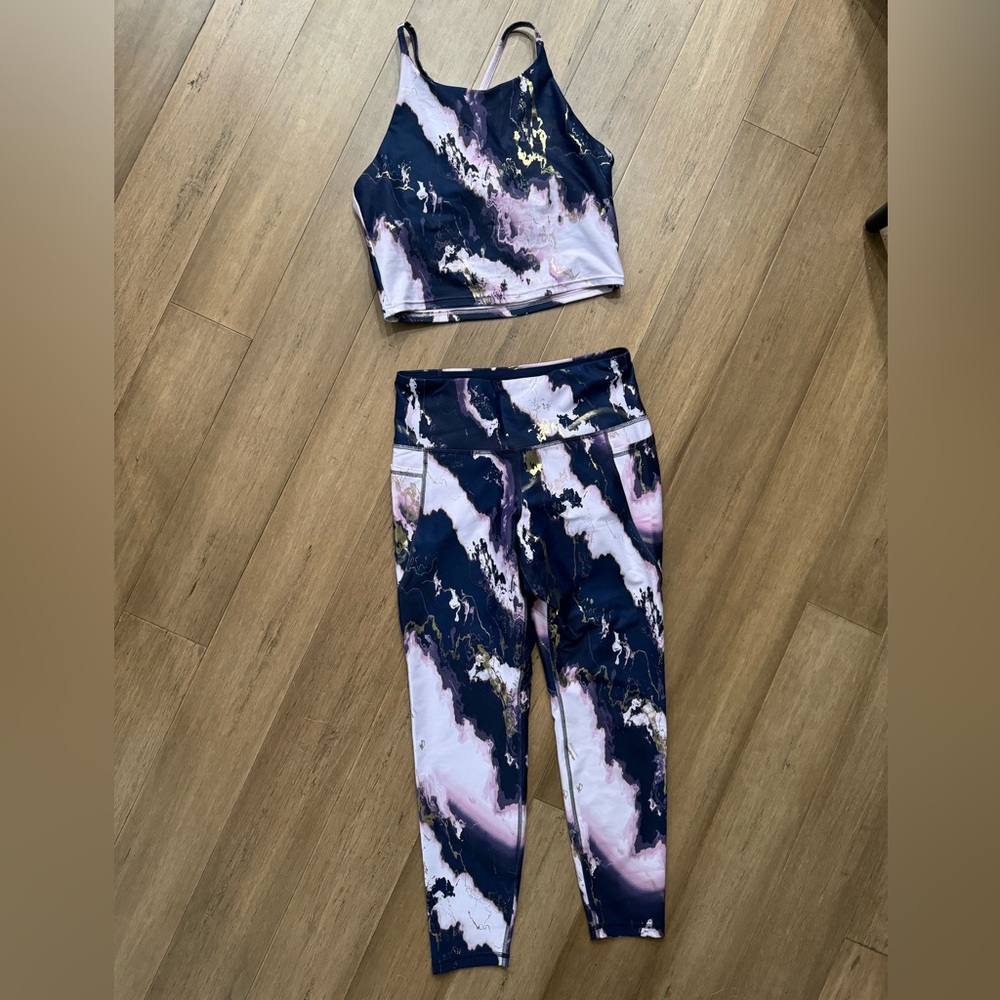 Old navy matching top and bottom athletic set